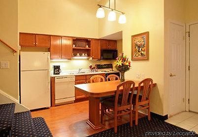 Gatehouse Suites East Lansing Pokoj fotografie